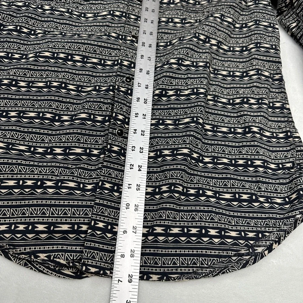 ROPER‎ Pearl Snap Aztec Tribal Print Men's Medium Long Sleeve Button Down Shirt